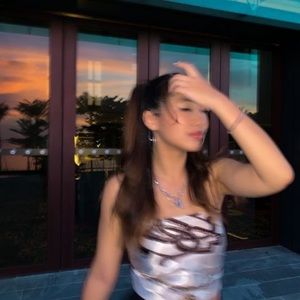 Meet your Posher, Jade